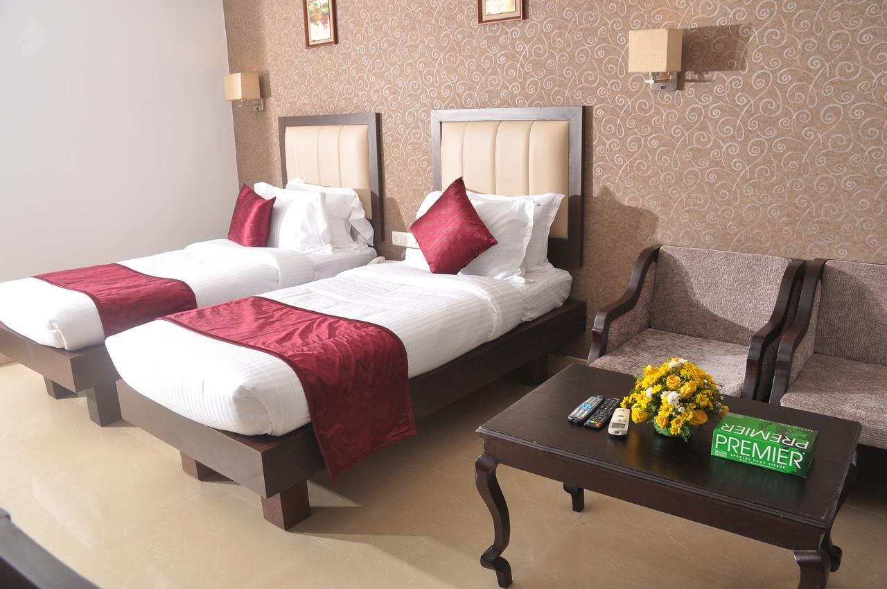 Broad Bean Otel Tellicherry Dış mekan fotoğraf
